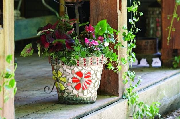 How to Decorate Flower Pots with Mosaic Tiles