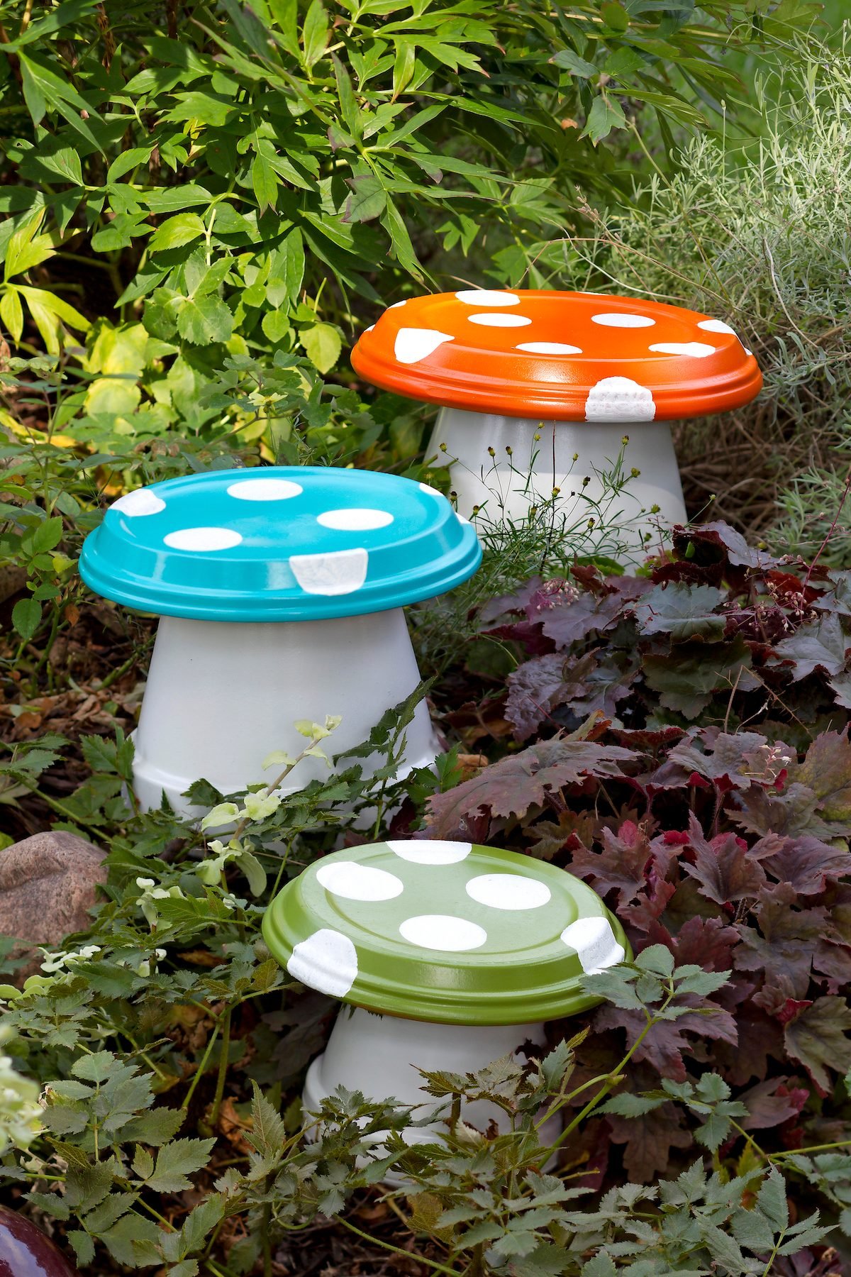 DIY Painted Garden ­Mushrooms Project